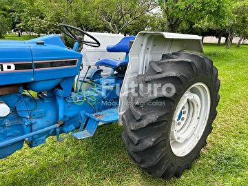 TRATOR FORD 4610 ANO 1989