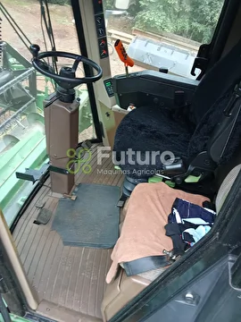 COLHEITADEIRA JOHN DEERE 1470 ANO 2013