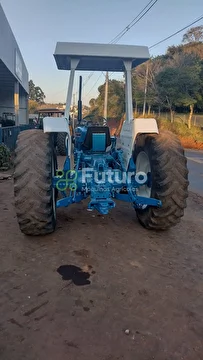 TRATOR FORD 6610 ANO 1988