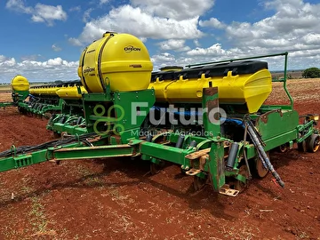PLANTADEIRA JOHN DEERE 2134 ANO 2017
