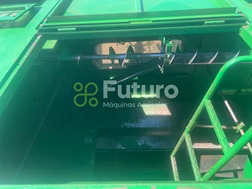 COLHEITADEIRA JOHN DEERE 1450 ANO 2002