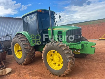 TRATOR JOHN DEERE 6110J ANO 2011