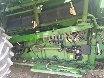 COLHEITADEIRA JOHN DEERE STS 9750 ANO 2010