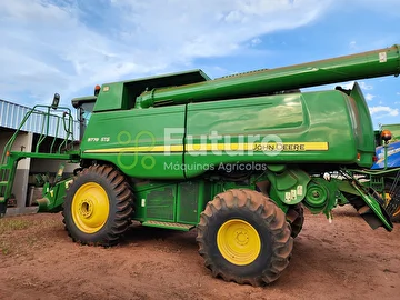 COLHEITADEIRA JOHN DEERE 9770 ANO 2013