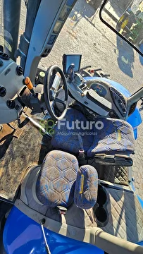TRATOR NEW HOLLAND T8.385 ANO 2013