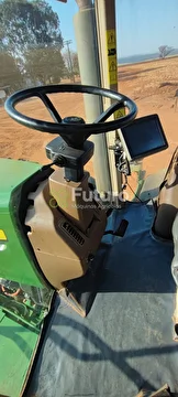 PULVERIZADOR JOHN DEERE 4730 ANO 2013