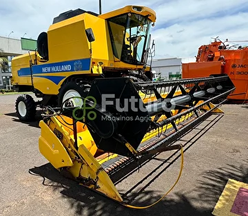 COLHEITADEIRA NEW HOLLAND TC 5090 ANO 2017