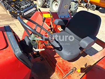 TRATOR MASSEY FERGUSON 650 ANO 2004