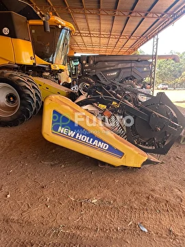 COLHEITADEIRA NEW HOLLAND CR 9080 ANO 2012