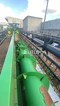 COLHEITADEIRA JOHN DEERE STS 9770 ANO 2011