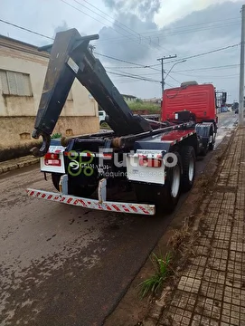 CAMINHÃO MERCEDES BENZ 2426 ANO 2013