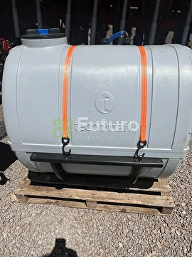 PULVERIZADOR KUHN PORTER 800 LTS ANO 2023