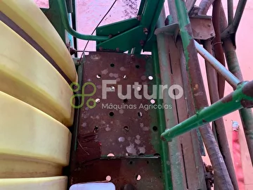 PULVERIZADOR JOHN DEERE 4730 ANO 2013