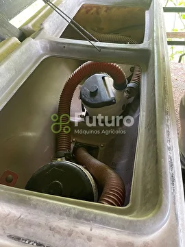 PLANTADEIRA KUHN PDM PG 900 ANO 2014