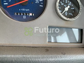 TRATOR VALTRA BM 100 ANO 2010