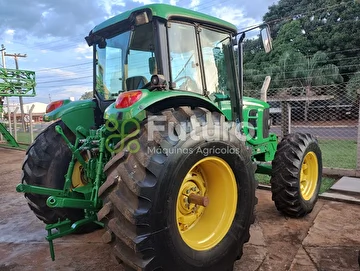 TRATOR JOHN DEERE 6110J ANO 2016