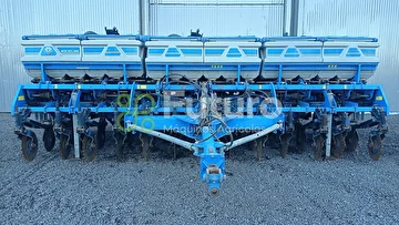 PLANTADEIRA NEW HOLLAND PL 6013 ANO 2016