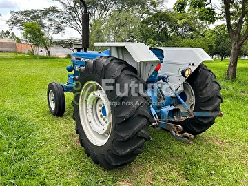 TRATOR FORD 4610 ANO 1989