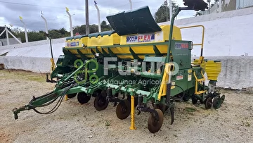PLANTADEIRA TATU MARCHESAN COP FLEX SUPREMA ANO 2013