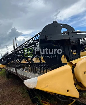 COLHEITADEIRA NEW HOLLAND CR 8090 ANO 2015