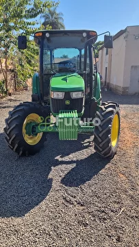 TRATOR JOHN DEERE 5070E ANO 2022