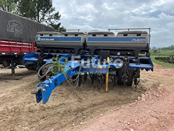 PLANTADEIRA NEW HOLLAND PL 6011 ANO 2014
