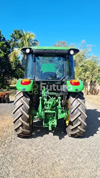 TRATOR JOHN DEERE 5070E ANO 2022