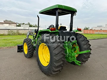 TRATOR JOHN DEERE 5605 ANO 2008