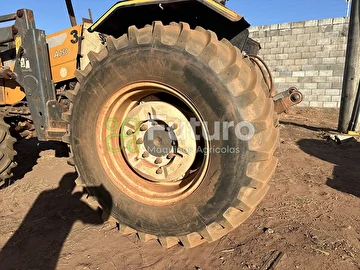 TRATOR VALTRA A750 ANO 2012