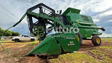 COLHEITADEIRA JOHN DEERE 1550 ANO 2002