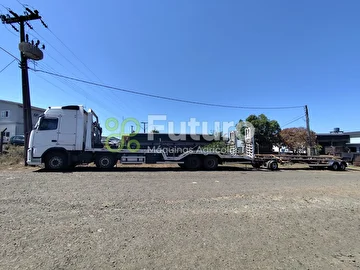 CAMINHÃO VOLVO FH 440 ANO 2010