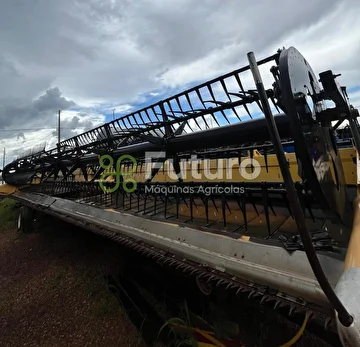 COLHEITADEIRA NEW HOLLAND CR 8090 ANO 2015