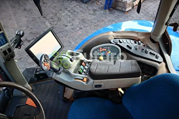 TRATOR NEW HOLLAND T8.295 ANO 2012
