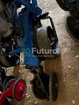 PLANTADEIRA NEW HOLLAND PL 6011 ANO 2014