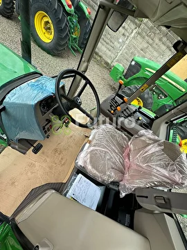 TRATOR JOHN DEERE 6125J ANO 2024