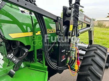 TRATOR JOHN DEERE 5605 ANO 2008