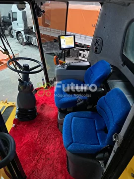 COLHEITADEIRA NEW HOLLAND CR 7.90 ANO 2019