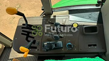 TRATOR JOHN DEERE 6110J ANO 2012