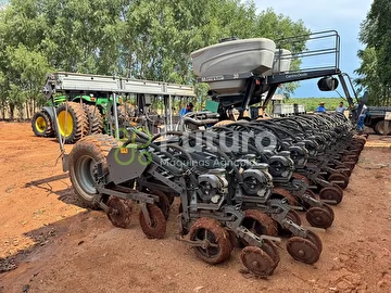 PLANTADEIRA MASSEY FERGUSON MOMENTUM 30 ANO 2020