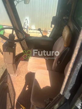 COLHEITADEIRA JOHN DEERE 1450 ANO 2002