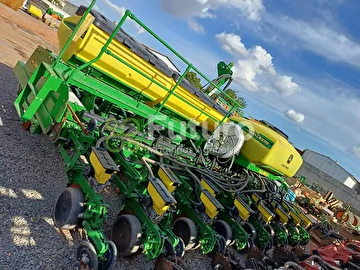PLANTADEIRA JOHN DEERE 2117 ANO 2020