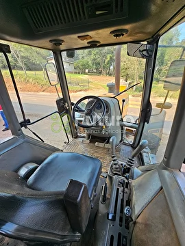 TRATOR VALTRA BH 145 ANO 2011