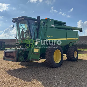 COLHEITADEIRA JOHN DEERE 9670 ANO 2012