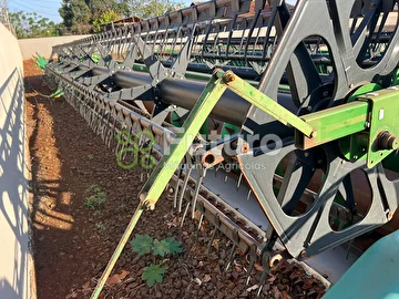COLHEITADEIRA JOHN DEERE 9670 ANO 2012