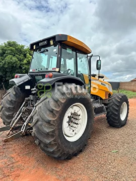 TRATOR VALTRA BH 165 ANO 2013