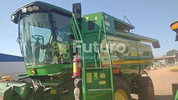 COLHEITADEIRA JOHN DEERE STS 9750 ANO 2009