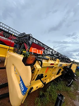 COLHEITADEIRA NEW HOLLAND CR 8090 ANO 2015