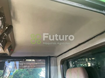 COLHEITADEIRA JOHN DEERE 1550 ANO 2002