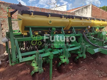 PLANTADEIRA JOHN DEERE 1113 ANO 2014
