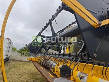 COLHEITADEIRA NEW HOLLAND TC 5090 ANO 2011